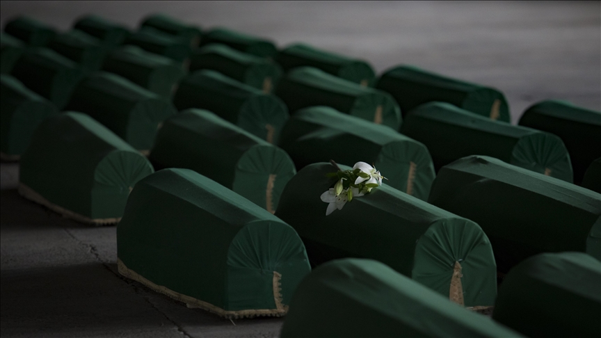 BiH: Tišina u Potočarima, u toku pripreme za ispraćaj 50 žrtava genocida u Srebrenici