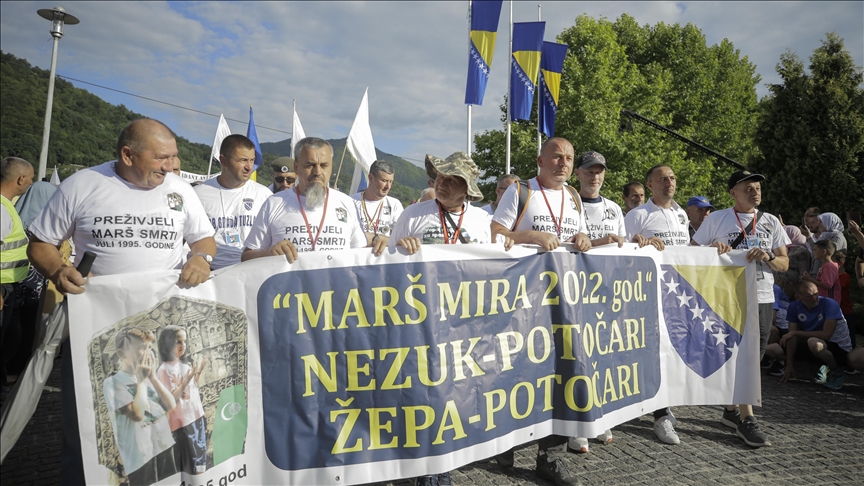 Učesnici ”Marša mira“ nakon što su stigli u Potočare: Put jeste težak, ali ne kao onima koji su ga prelazili 1995. 
