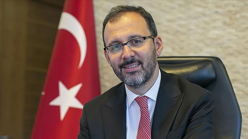 Bakan Kasapoğlu: Milli Sporcu Bursu ile sporcular eğitim hayatlarını sportif kariyerleriyle tamamlama imkanına kavuştu