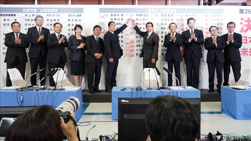 El partido gobernante de Japón gana las elecciones a la Cámara Alta tras la muerte del ex primer ministro