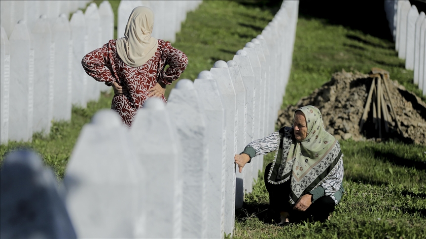 'We will not forget,' Turkish first lady says on 27th anniversary of Srebrenica genocide