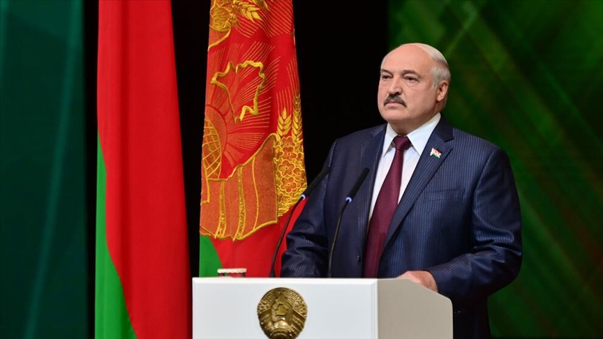 Лукашенко: Политика Запада приближает мир к пропасти большой войны