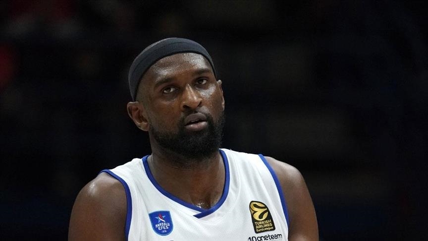 Chris Singleton leaves Anadolu Efes Chris Singleton leaves Anadolu Efes