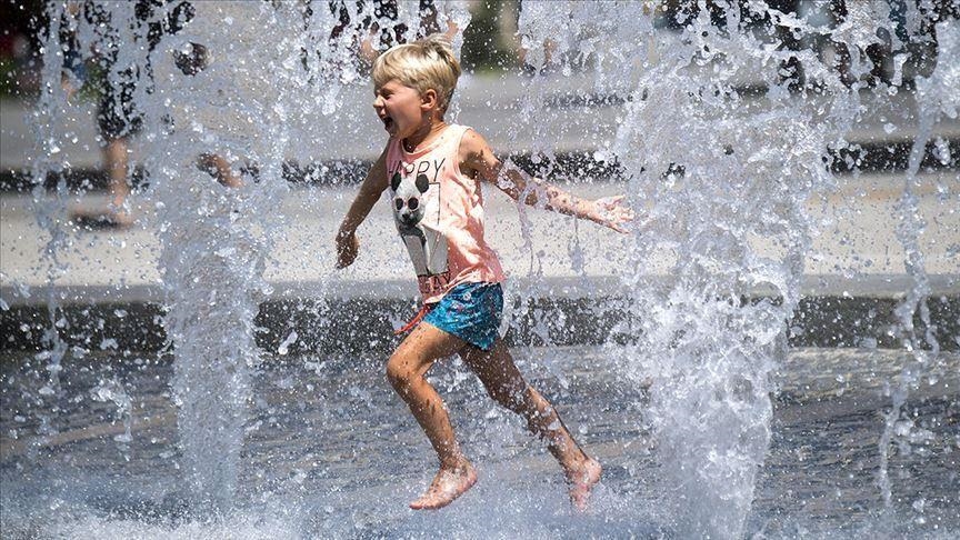 UK declares heat emergency as temperatures set to soar