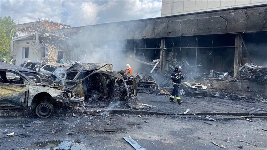 Rusya: Vinnıtsya kentindeki subay orduevini yüksek hassasiyetli füzelerle vurduk