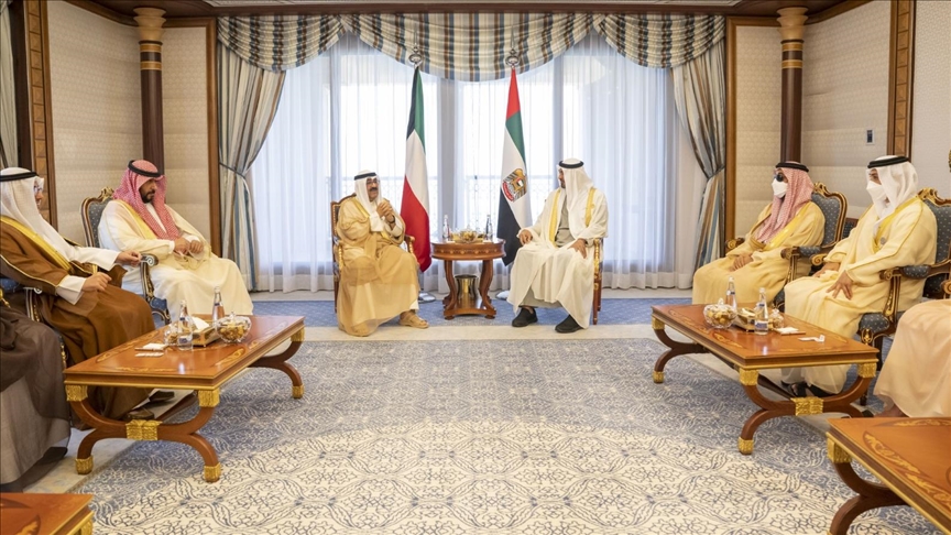  Арабские лидеры прибыли на саммит в Джидду