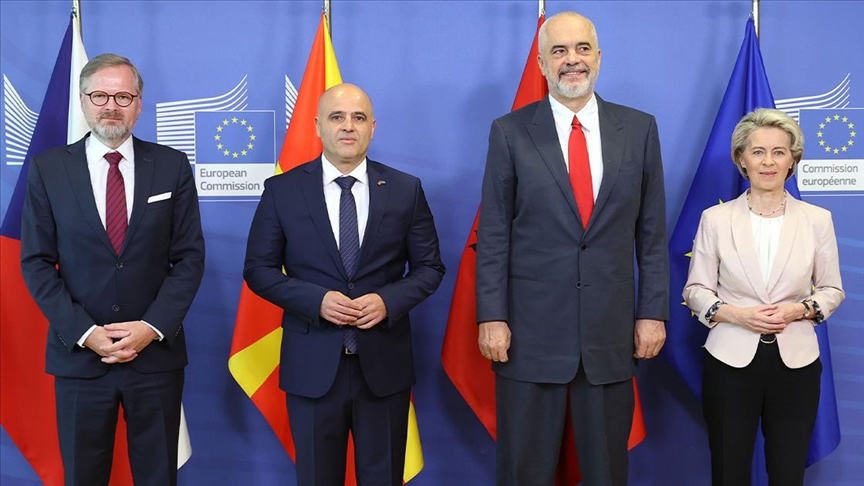 Shqipëria dhe Maqedonia e Veriut fillojnë sot negociatat për anëtarësimin në BE