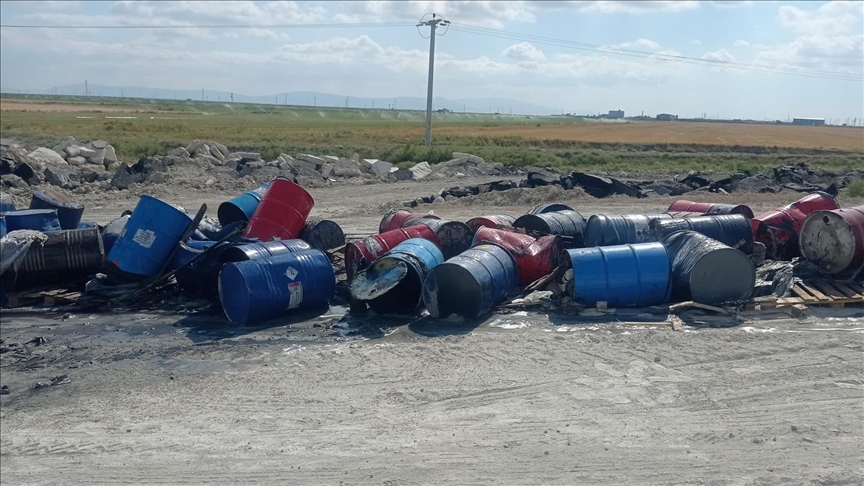 Konya’da varillerden sızan kimyasal atıklar nedeniyle 60 hayvanın yaralanmasına ilişkin 3 zanlı tutuklandı