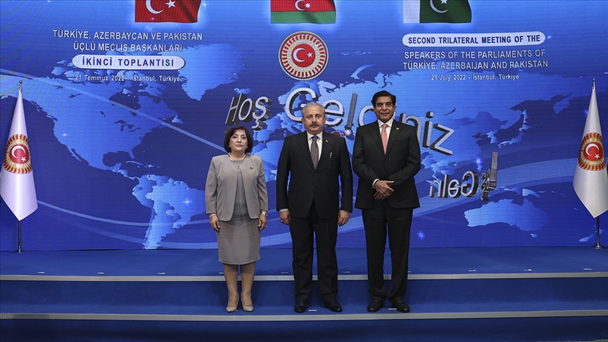 İstanbul'da "Türkiye, Azerbaycan ve Pakistan Üçlü Meclis Başkanları 2. Toplantısı" yapıldı