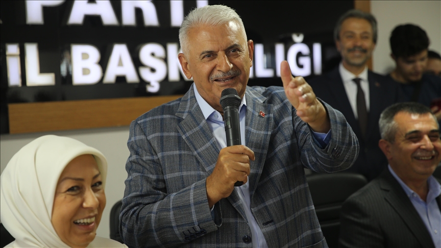 AK Parti Genel Başkanvekili Yıldırım: Bu millet Erdoğan'a da bayrağına da toprağına da sahip çıkar