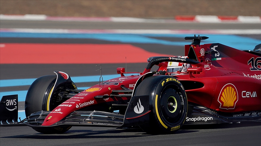 F1 Fransa Grand Prix'sinde 'pole' pozisyonu Leclerc'in