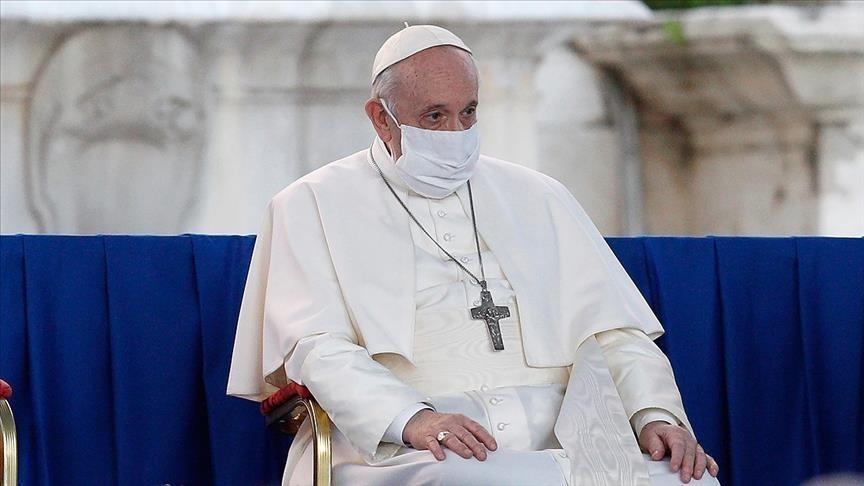 "Affligé", le pape réitère "avec honte" ses excuses aux populations autochtones du Canada