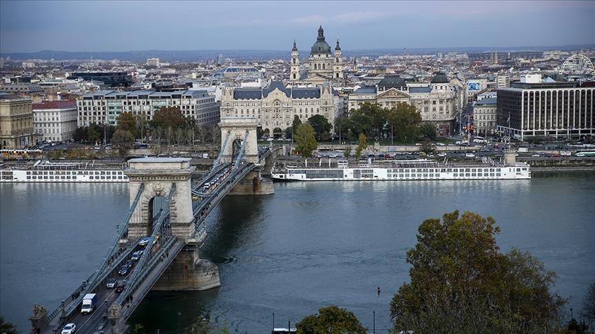 Hungary breaks 128-year nighttime temperature record Hungary breaks 128-year nighttime temperature record