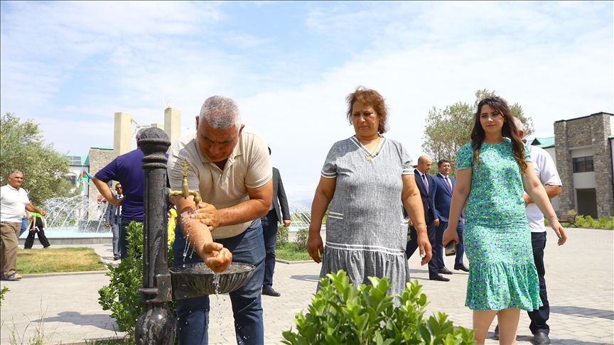 گزارش آناتولی از بازگشت مردم آذربایجان به خانه‌هایشان
