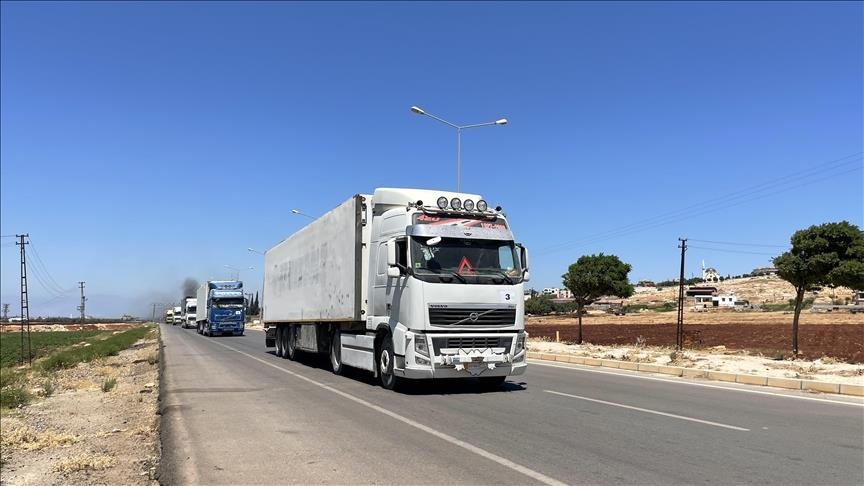 Syrie : L’ONU envoie 14 camions d’aides à Idleb à travers la Türkiye