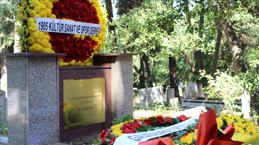 Ali Sami Yen, vefatının 71. yıl dönümünde kabri başında anıldı