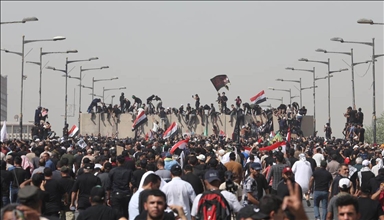 Ирак: Во немирите на протестите во Багдад потешко повредени 4 лица