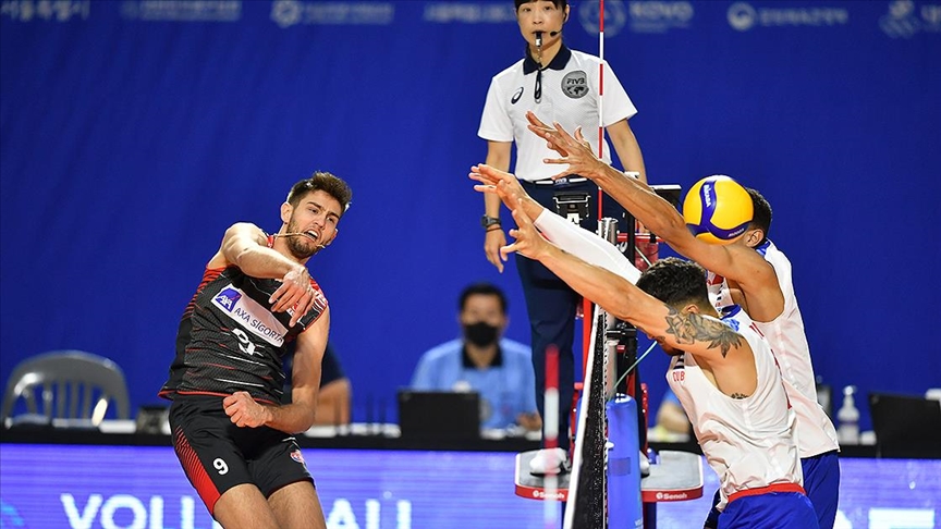 A Milli Erkek Voleybol Takımı, FIVB Challenger Kupası'nda ikinci oldu
