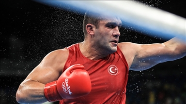 ABD'deki ağır sıklet boks maçında Ali Eren Demirezen, Kownacki'yi yendi