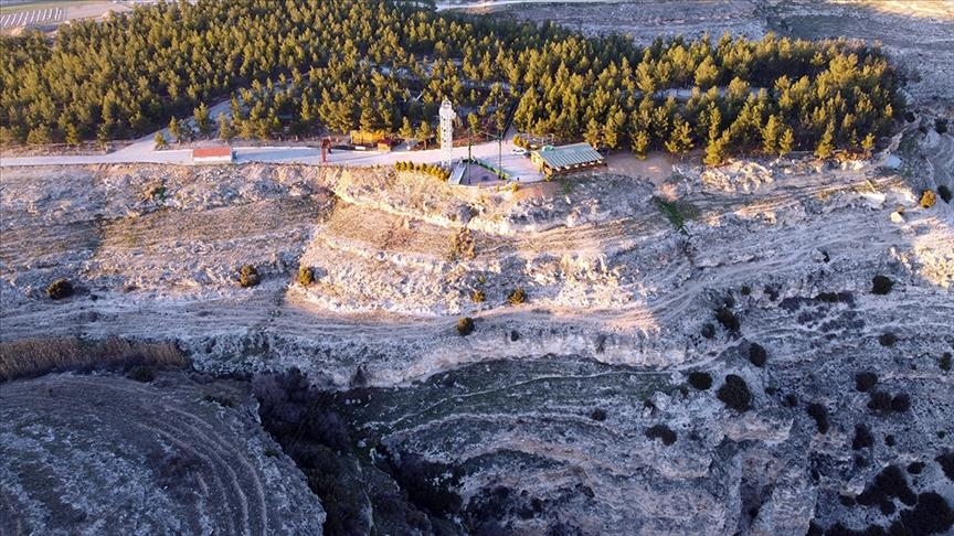 Blaundus ancient city in Türkiye welcomes night photography enthusiasts