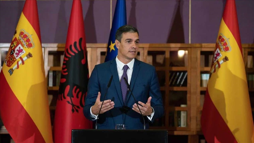 Шпанскиот премиер Санчез во Албанија: ЕУ не може да се замисли без Балканот