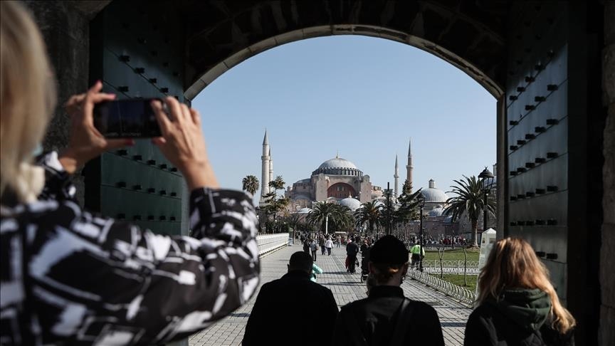 سفر گردشگران به استانبول 115 درصد افزایش یافت؛ ایرانی‌ها و آمریکایی‌ها در رده‌های سوم و چهارم