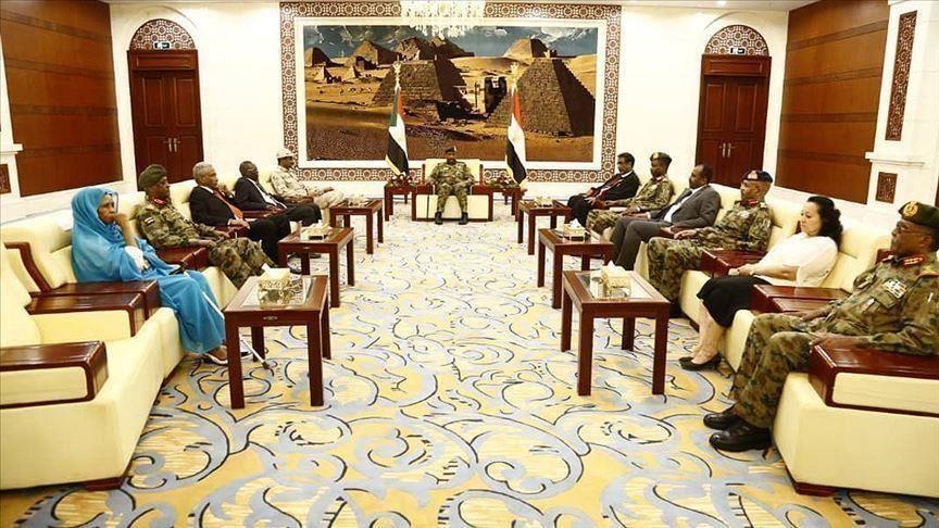 أحزاب سودانية: أزمات البلاد تتطلّب ترتيبات دستورية جديدة