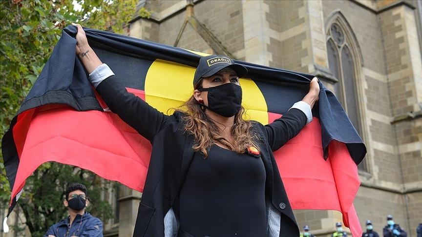 Australie : Une sénatrice autochtone qualifie la reine d’Angleterre de "colonisatrice"