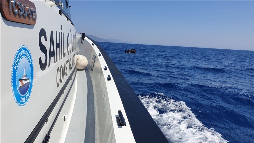 Turkish coast guards save 194 irregular migrants pushed back by Greece