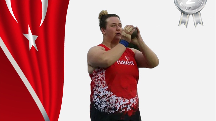 Dünya 20 Yaş Altı Atletizm Şampiyonası'nda gümüş madalya kazanan Pınar Akyol tarihe geçti