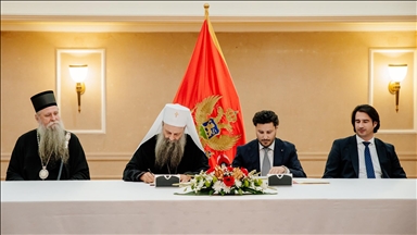 Владата на Црна Гора потпиша Темелен договор со Српската православна црква