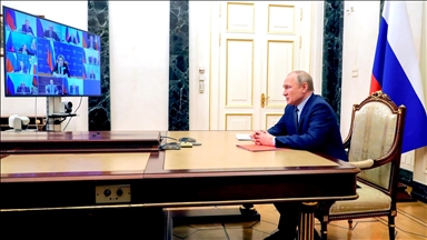 Putin, Rusya Güvenlik Konseyi ile Rusya-Türkiye zirvesi ve Karabağ’daki gelişmeleri görüştü