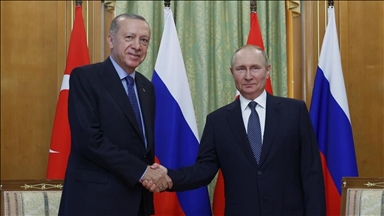 Erdoğan takon homologun rus Putin në Soçi