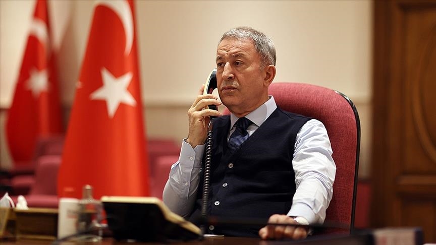 Turkish, Ukrainian defense chiefs discuss Ukraine grain shipments