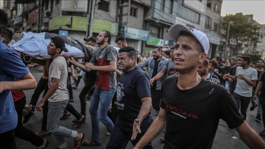İsrail'in Gazze Şeridi'ne düzenlediği saldırılarda ölenlerin sayısı 11'e yükseldi