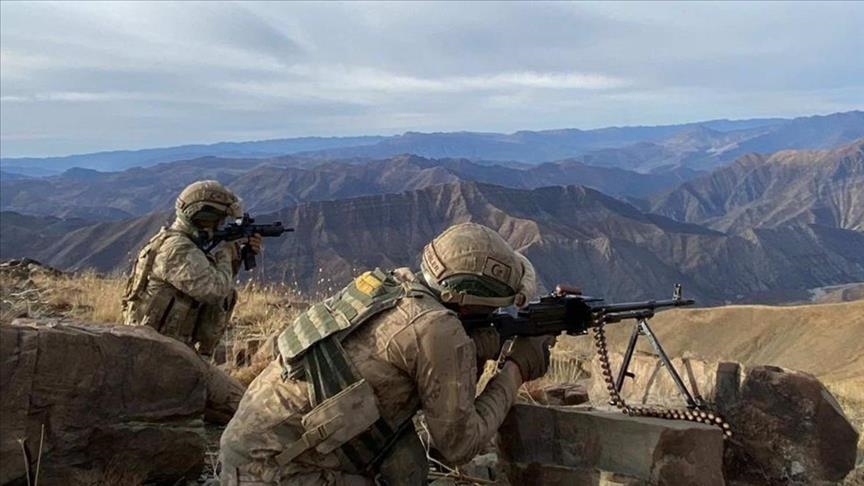Турецкая армия нейтрализовала 4 террористов на севере Ирака