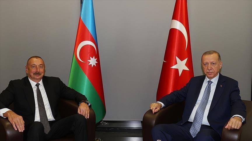 Президент Эрдоган встретился с президентом Алиевым