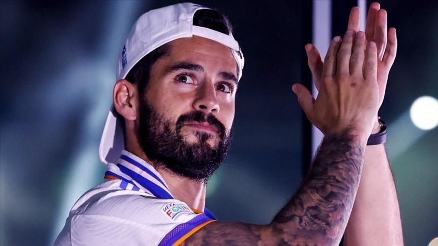 Gelandang Spanyol Isco pindah ke Sevilla