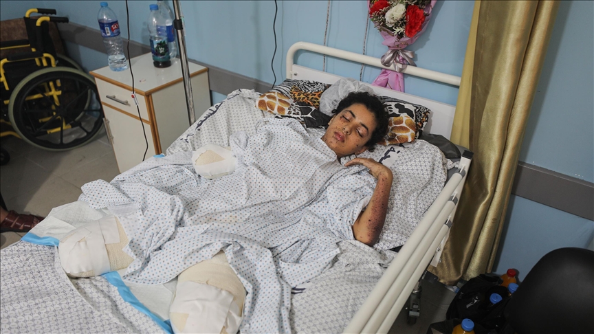 الطفلة "رهف" بغزة تتطلع لمداواة جراحها في تركيا (تقرير)