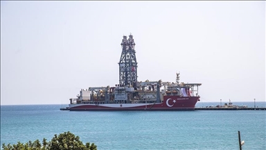 Буровое судно Abdülhamid Han продолжит работы в Средиземноморье до 7 октября