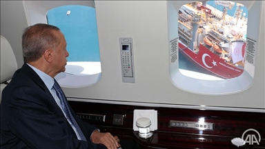 Türkiye : Le Chef de l’état inspecte le navire d'exploration "Abdulhamid Han"