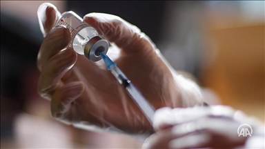 Covid-19 : l’Union Européenne commande 15 millions de vaccins modifiés de Moderna contre la variante Omicron