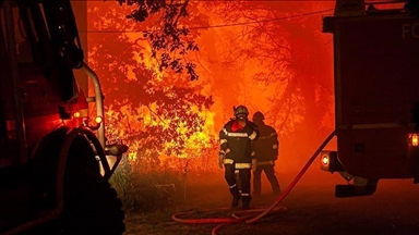 France : 700 hectares partent en fumée dans un incendie, plus de 3000 personnes évacuées
