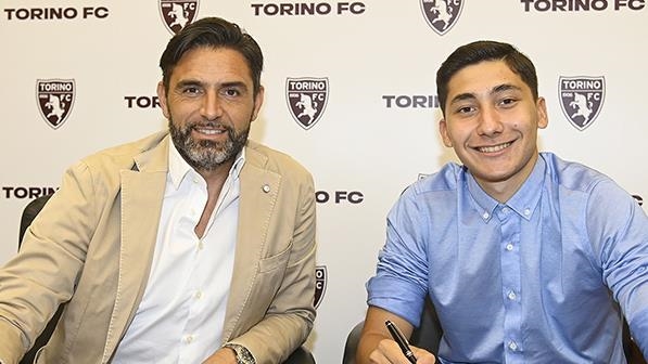 El centrocampista turco Ilkhan abandona el Besiktas para unirse al Torino 