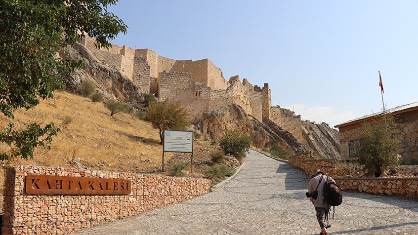 Ancient Kahta Castle in southeastern Türkiye opens its doors to visitors after 17 years