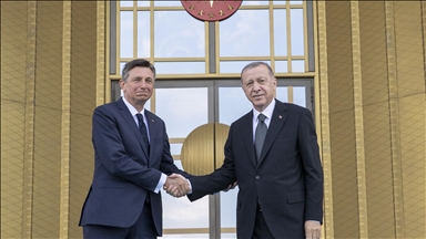В Анкаре прошла церемония встречи президента Словении