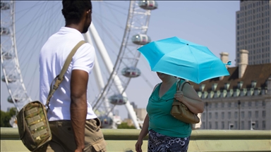 Amber extreme heat alert as UK braces for sizzling 4 days
