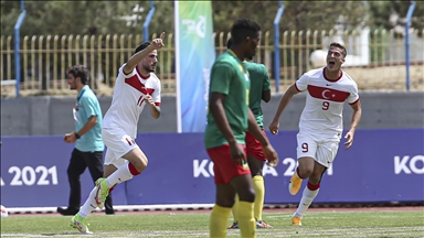 تیم ملی فوتبال ترکیه کامرون را شکست داد
