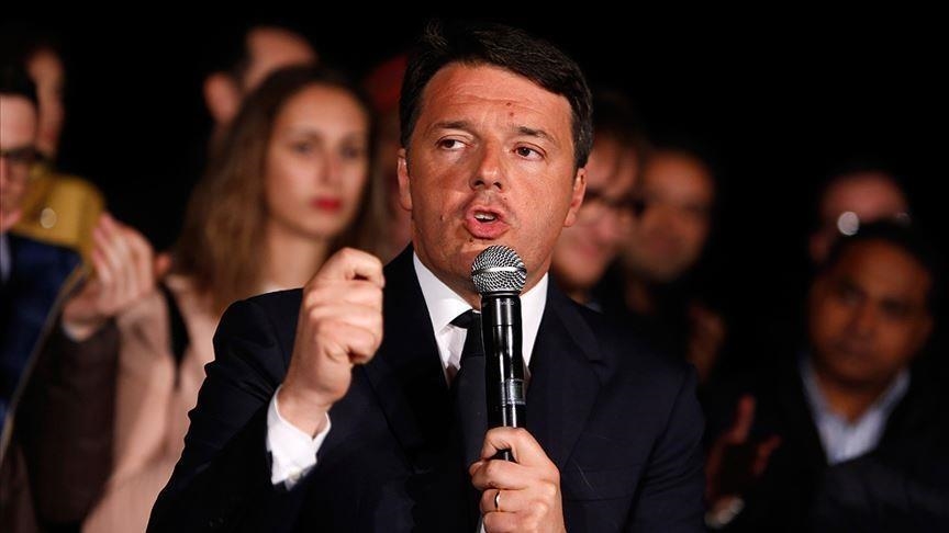 Italy&#39;s Renzi creates &#39;third pole&#39; with centrist ally ahead of elections