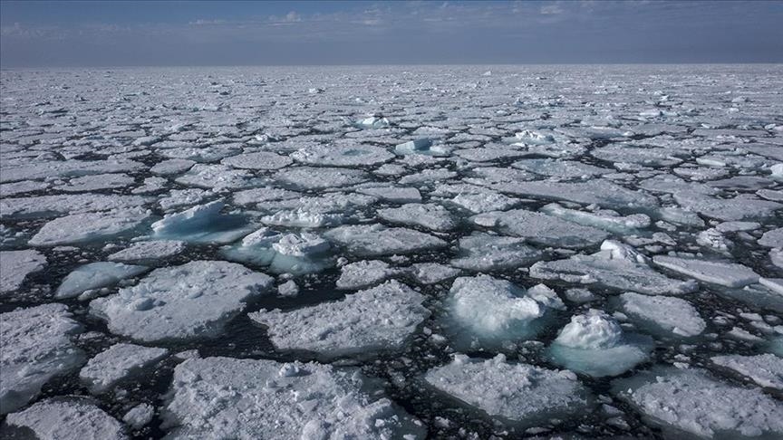 Льды Арктики тают все быстрее: удар по климату планеты